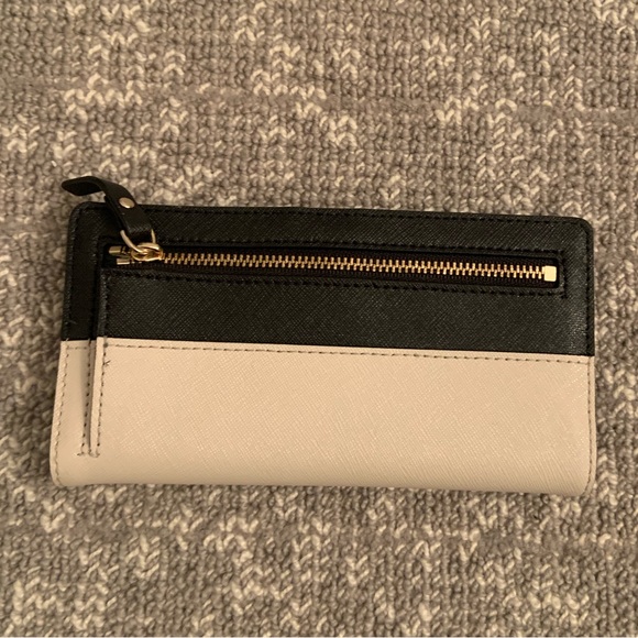Kate Spade Colourblocked Wallet - Picture 4 of 5